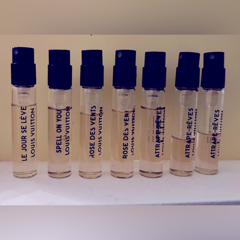 Seven LV perfume samples